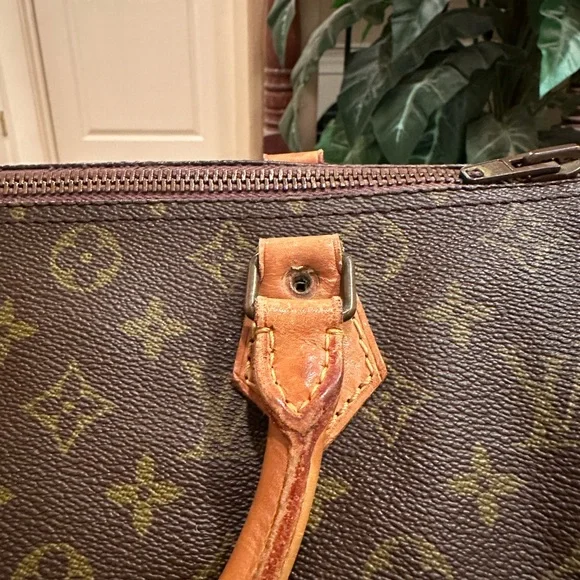 Authentic Louis Vuitton Speedy 30 - Picture 7 of 9